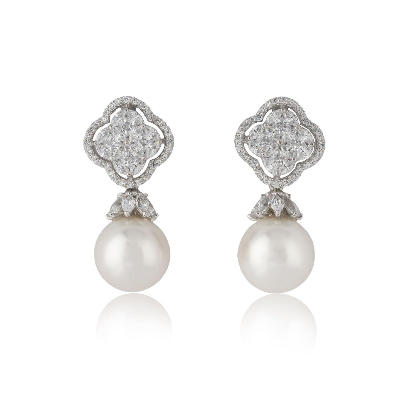 Pearl drop earrings