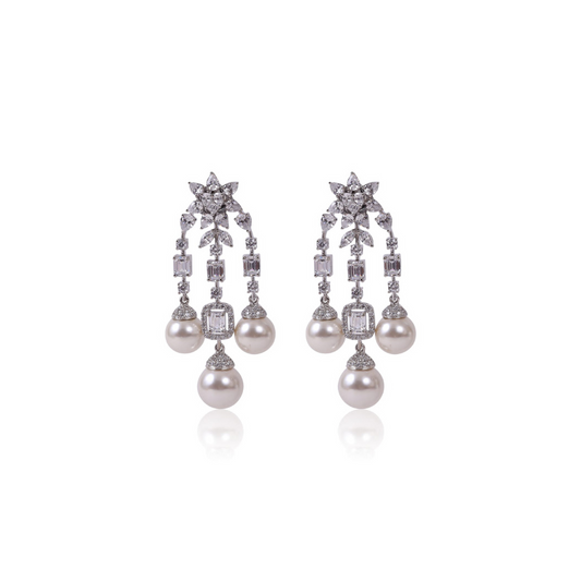 Classic chandelier Pearl earrings